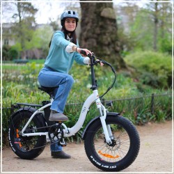 vélo électrique FatBike Troy : confortable et compact